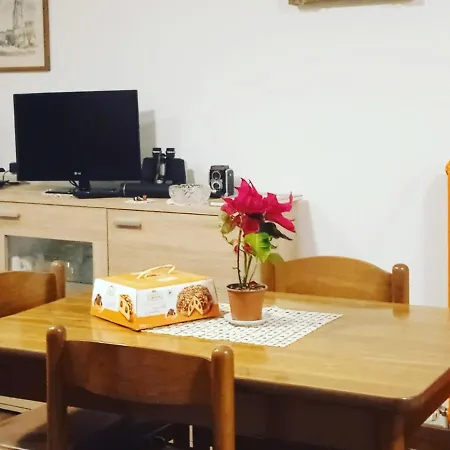 Primo Sole Apartmán Primaluna